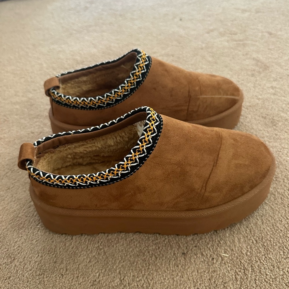 Platform slippers